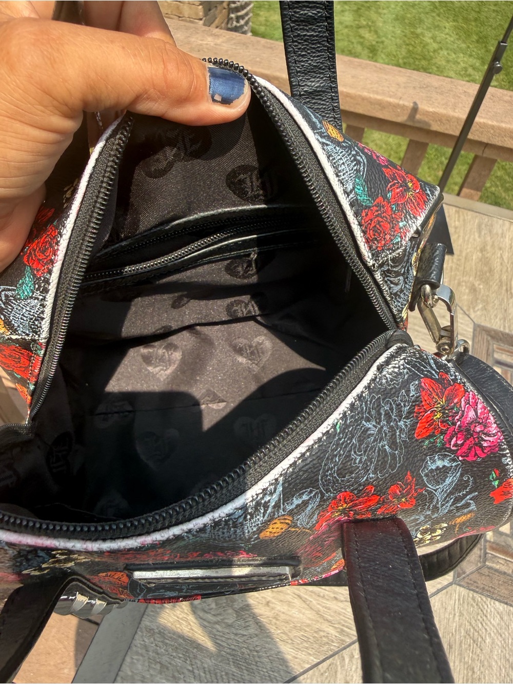 EUC Loungefly Black Floral Skull Mini Satchel with Red & Pink Roses - Picture 10 of 11